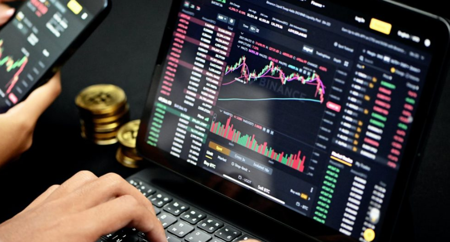 ميزات تطبيقات التداول