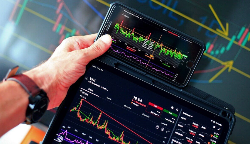 كيف تنجح في تداول الخيارات الثنائية ٢٠٢٥